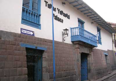 hostal alfredos palace cusco